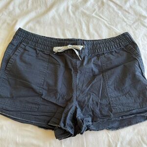 Vuori Women's Vintage Ripstop Shorts - Charcoal